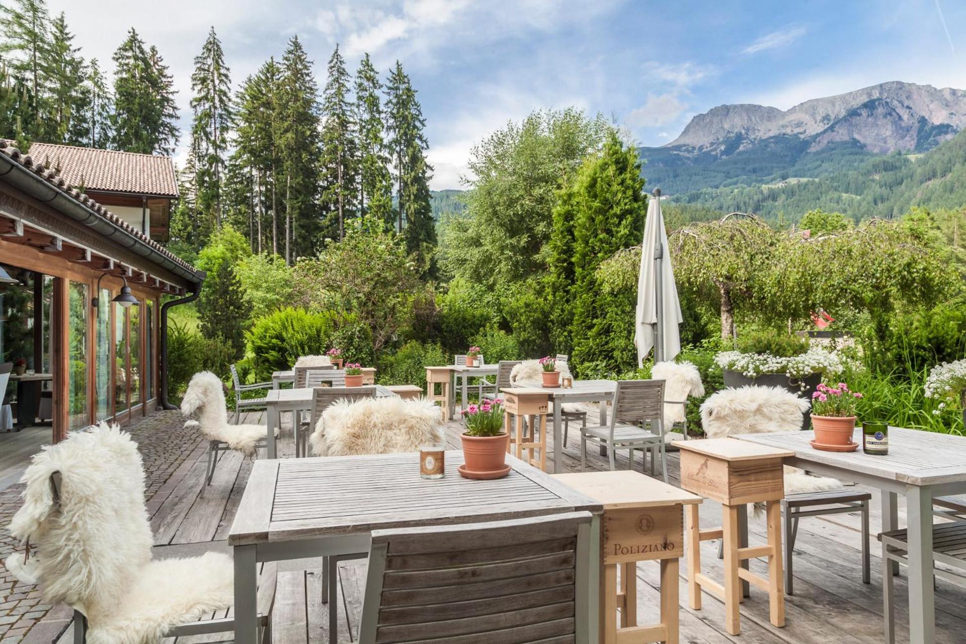 Hotel Bad Schoergau Sarentino Exterior photo